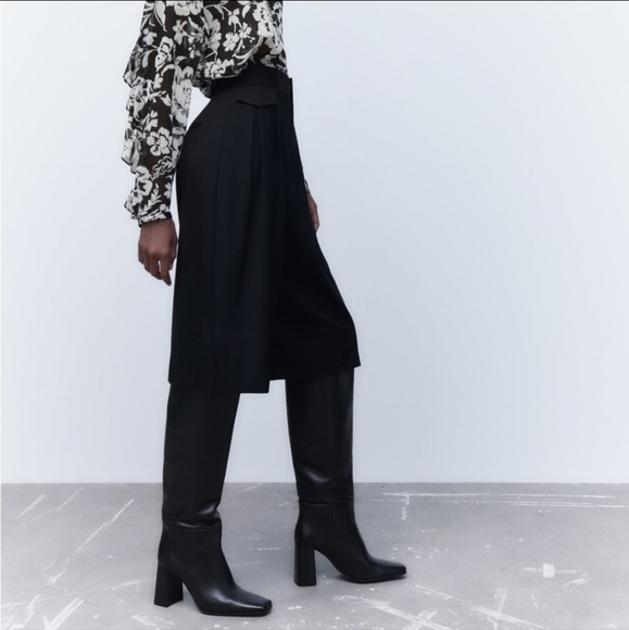 🆕️ Zara Knee High Block Heeled Leather Boots - Picture 3 of 5